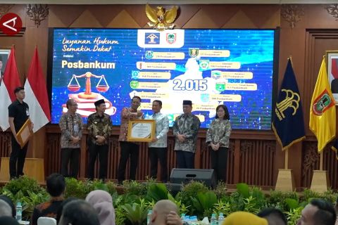 Menteri Hukum resmikan 2015 Posbankum di Kalsel