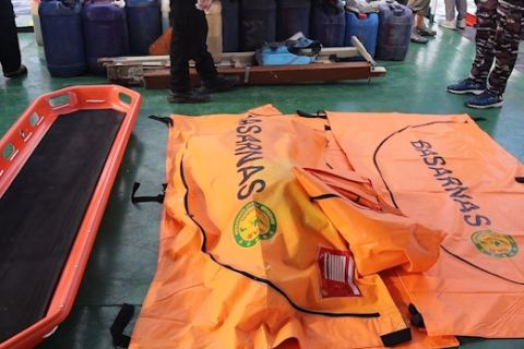 Tim SAR kembali temukan satu jenazah diduga korban KM Putri Sakinah