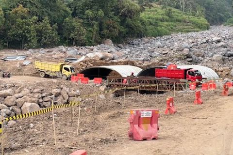 Pembangunan jembatan aramco di Malalak capai 50 persen