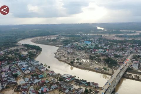 Cegah bencana susulan, normalisasi saluran air di Sumatera dipercepat