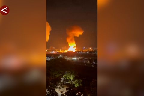 AS serang Venezuela, Trump klaim tangkap Presiden Maduro dan istri