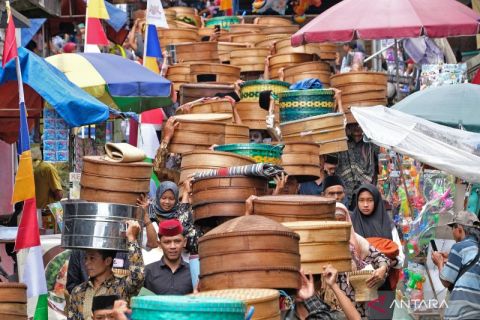 Tradisi merti dusun di lereng Gunung Sumbing
