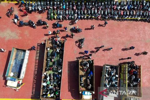 Ratusan motor terjaring razia balap liar di kawasan eks Jalan Tol Porong-Gempol