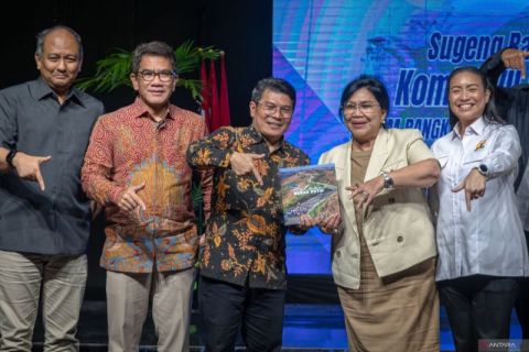 Rapat kerja Komisi VII DPR bersama ANTARA, TVRI dan RRI di Jawa Tengah