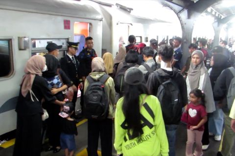 50.820 tiket di Daop 9 terjual sambut libur Imlek dan jelang Ramadhan