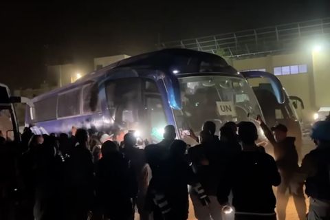 Jalan terjal saat warga Gaza pulang, penuh halangan dan tekanan Israel