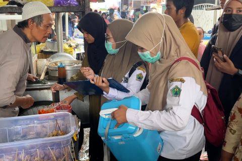 Pemkot Malang antisipasi penganan berbahaya di Pasar Takjil Ramadhan