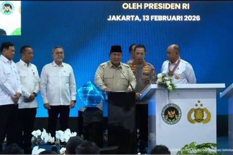 Presiden Prabowo resmikan SPPG dan gudang ketahanan pangan Polri