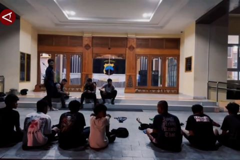 Polresta Solo amankan 12 remaja terlibat perang sarung modifikasi