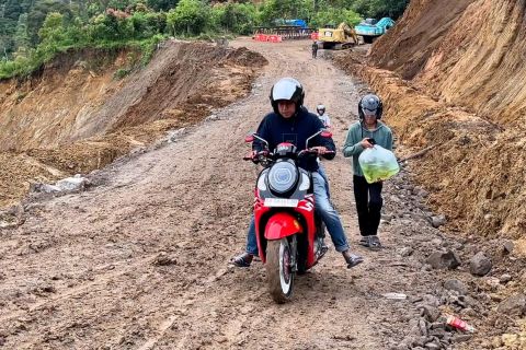 Jalan Malalak tersambung, guru tak lagi tempuh 95 kilometer