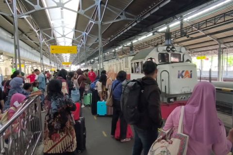 KAI Daop 6 siapkan 12 KA tambahan untuk angkutan lebaran 2026