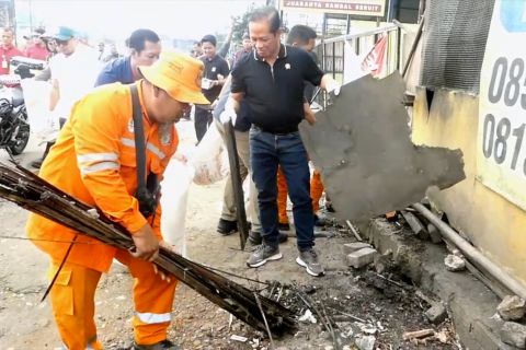 Menteri LH ingatkan Wali Kota Tangsel: Tak usah segan demi kota bersih