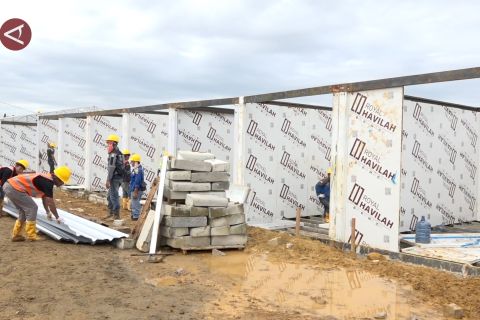 Pembangunan huntara di Tapanuli Selatan masuk tahap pengisian perabot