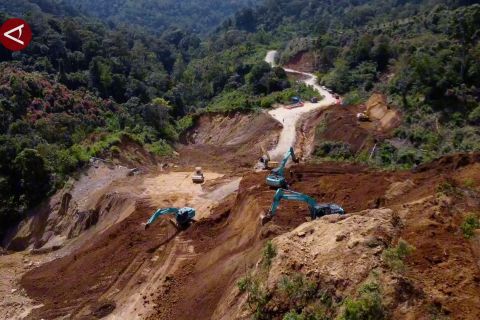 Akses jalan Malalak yang putus akibat bencana kembali terhubung
