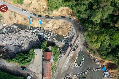 Potret udara poros Bener Meriah&ndash;Bireuen usai terputus