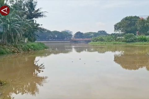 Tercemar, warga diimbau stop dulu konsumsi air sungai Cisadane