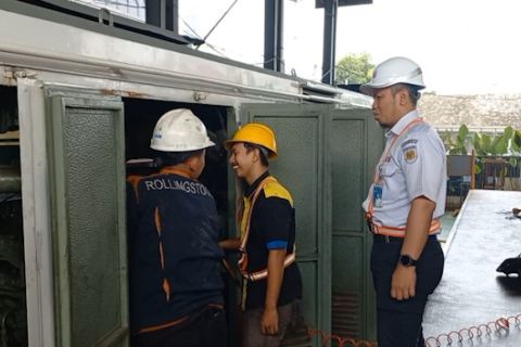 KAI Divre I Sumut lakukan perawatan lokomotif jelang angkutan lebaran