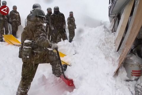 Cuaca dingin di Jepang memburuk, 30 orang meninggal dunia