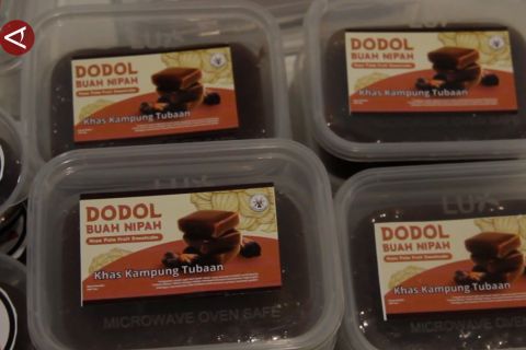 Manis legit dodol dari buah nipah khas pesisir Kaltim