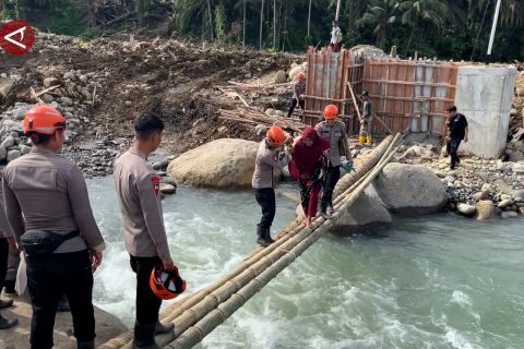 Dua jembatan bailey di Agam ditarget rampung 22 Februari