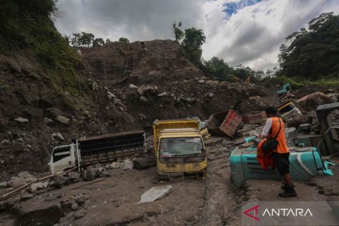 Tiga orang meninggal dan dua hilang akibat banjir lahar dingin Gunung Merapi