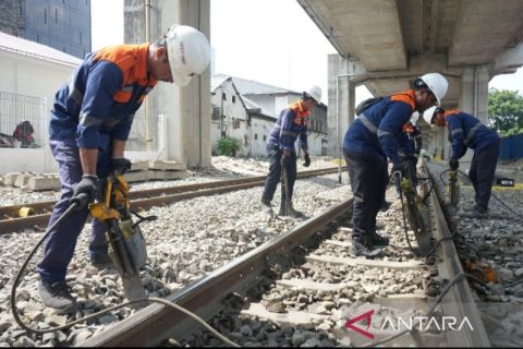 KAI lakukan perawatan jalur rel guna  matangkan angkutan Lebaran