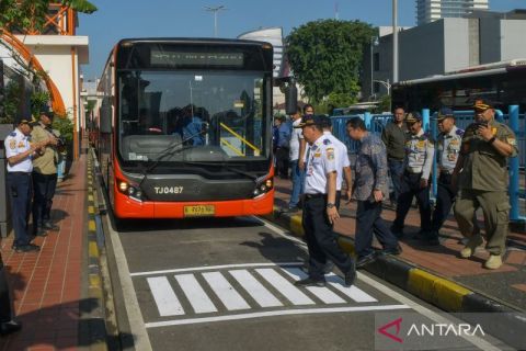 Ke Bandara Soetta kini bisa naik Bus transjabodetabek dari Blok M