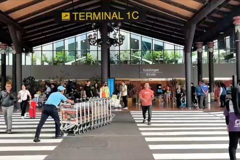 180 Ribu penumpang padati Bandara Soekarno-Hatta