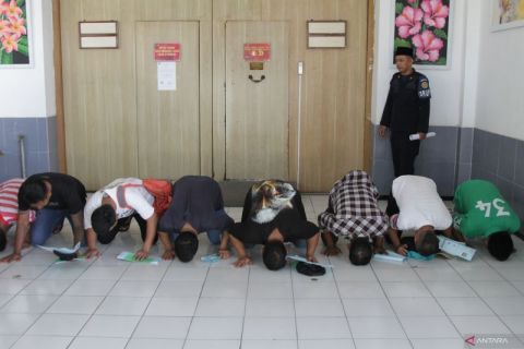 Remisi khusus Idul Fitri di Lapas Kelas I Surabaya