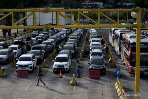 Kepadatan arus balik di Pelabuhan Bakauheni