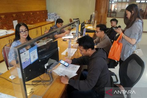 Layanan tetap ngebut saat libur! Disdukcapil Denpasar catat ratusan permohonan dalam sehari