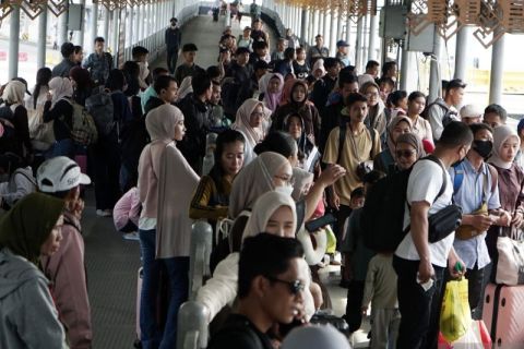 Keramaian arus balik di Pelabuhan Bakauheni Lampung