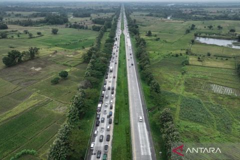Polri kembali berlakukan one way di Tol Trans Jawa arah Jakarta