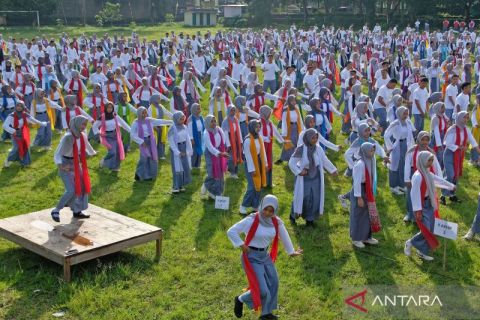 Pagelaran Tari Wulang Sunu massal
