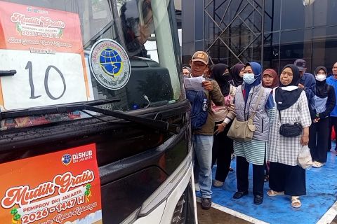 600 orang manfaatkan program balik gratis Pemprov DKI dari Madiun