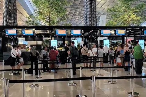 18 penerbangan Bandara Soetta dibatalkan imbas konflik di Timur Tengah