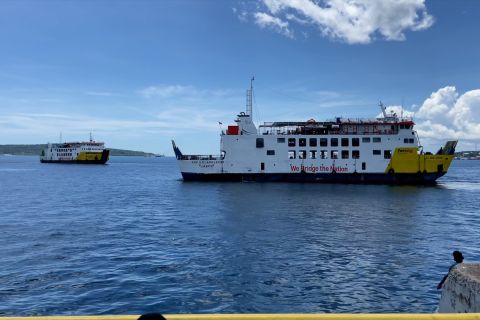 Jelang Paskah, peziarah menyebrang ke Larantuka untuk Semana Santa