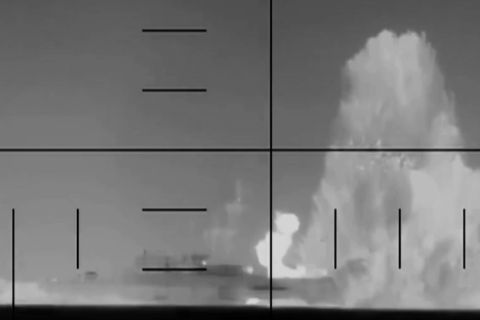 Kapal selam AS tenggelamkan kapal perang Iran di laut internasional