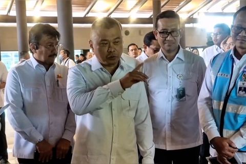 Menhub pastikan pemudik rasakan manfaat diskon tiket pesawat