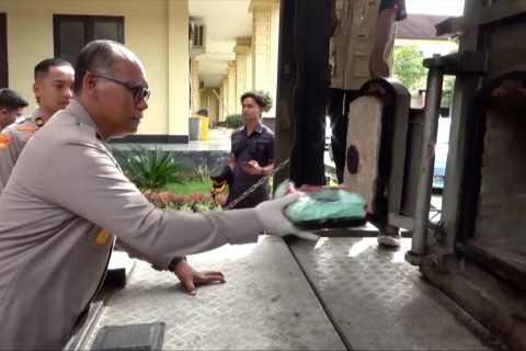 Polda Sultra musnahkan sabu dan ganja hasil pengungkapan kasus
