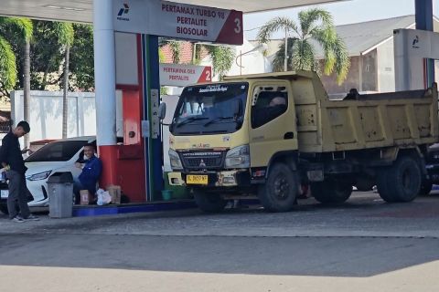 Tidak lagi &lsquo;panic buying&rsquo;, pembelian BBM di sejumlah daerah normal