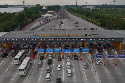 Arus balik Lebaran tembus dua juta kendaraan menuju Jakarta