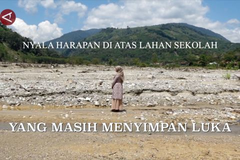 Nyala harapan di atas lahan sekolah yang masih menyimpan luka
