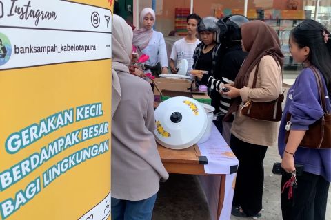 Bank sampah di Palu tawarkan takjil gratis dengan ditukar sampah