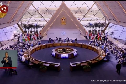 Belum ada sinyal de-eskalasi geopolitik, Indonesia tunda KTT D-8