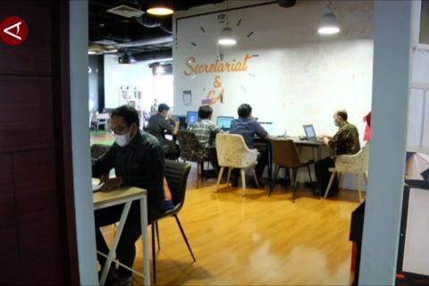 Efisiensi BBM, pemerintah siapkan kebijakan WFH 1 hari dalam sepekan