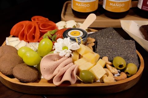 Mencicipi lezatnya aneka keju artisan lokal dari Bali