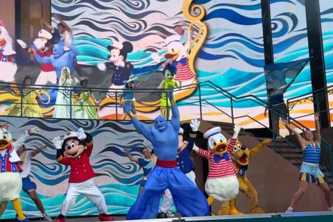 Mengintip beragam fasilitas di kapal pesiar Disney pertama di Asia