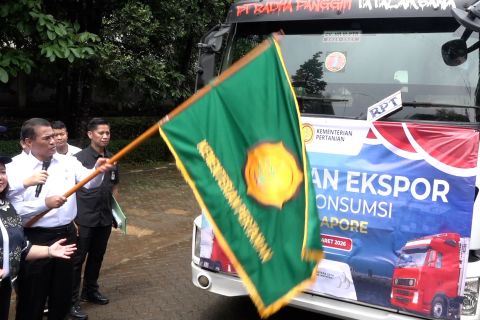 Mentan Amran lepas ekspor 545 ton produk unggas senilai Rp18,2 miliar