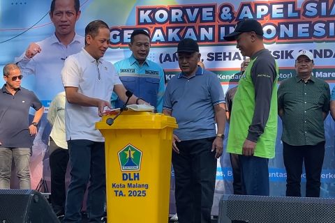 Pemerintah inisiasi aksi bersih lingkungan atasi masalah sampah